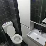 Small Modern With Parking Place Διαμέρισμα