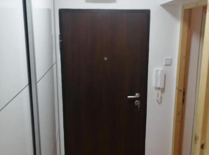 Apartamento Small Modern With Parking Place