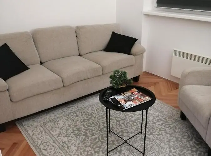 Small Modern With Parking Place *